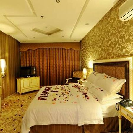 โรส การ์เดน โฮเต็ล Hotel ริยาดห์ ภายนอก รูปภาพ